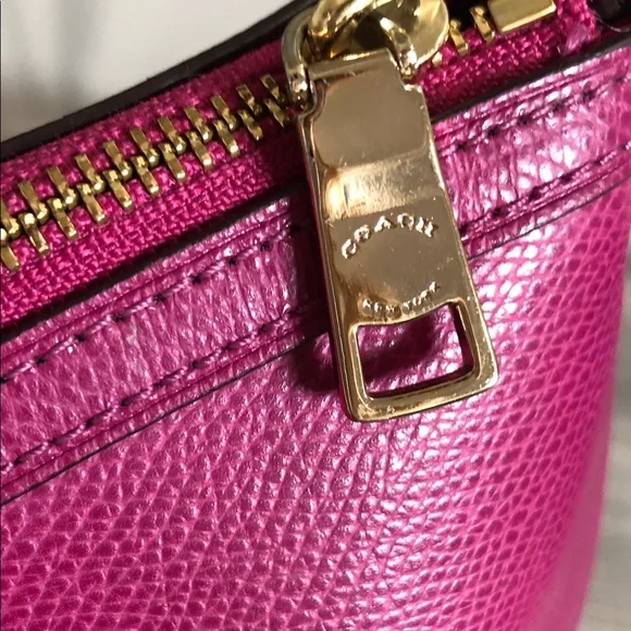 Coach Pink Cranberry Leather Tote (BG1) - Picture 5 of 13